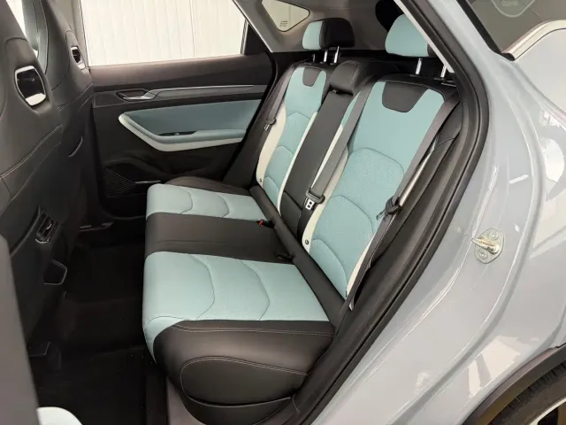 Geely Emgrand S — Фото автомобиля 16