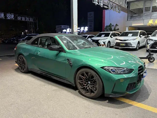BMW M4 — Фото автомобиля 2