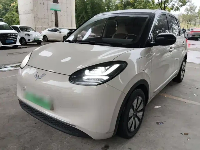 Фотография автомобиля — Wuling Bingo