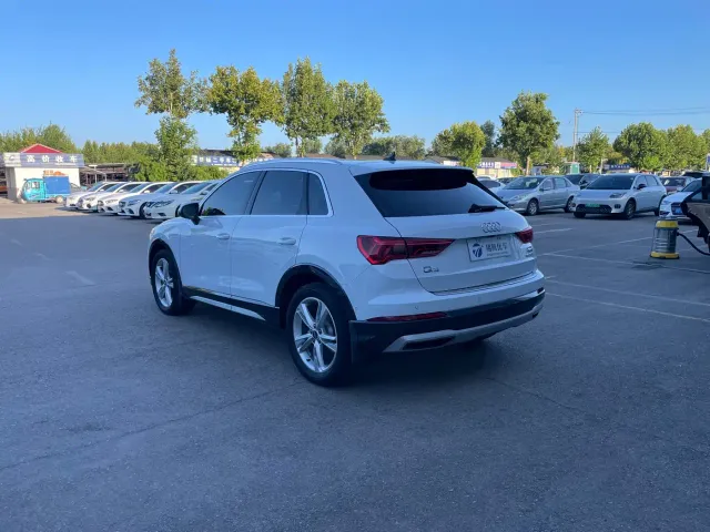 Audi Q3 — Фото автомобиля 7