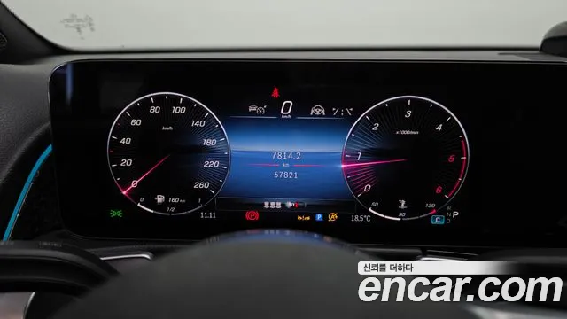 Mercedes-Benz GLB-Class — Фото автомобиля 11