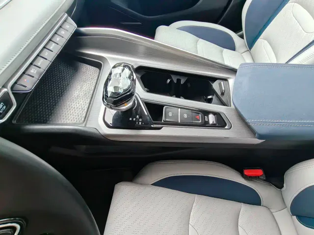 Geely Xingrui — Фото автомобиля 6