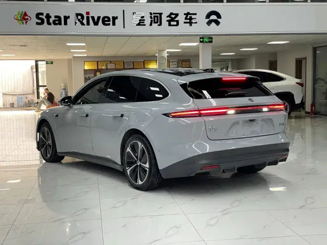 Nio ET5 Touring — Фото автомобиля 5
