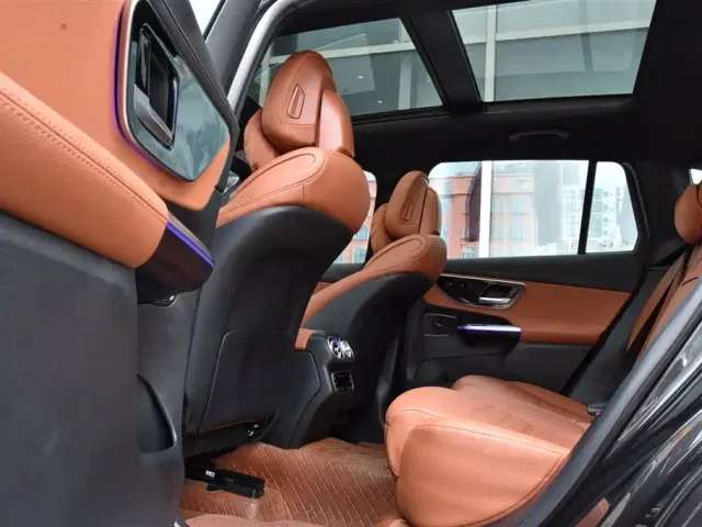 Mercedes-Benz GLC-Class — Фото автомобиля 14