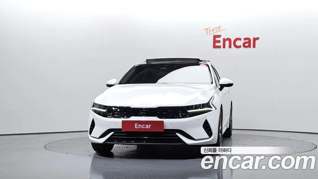 Kia K5 Signature — Фото автомобиля 3