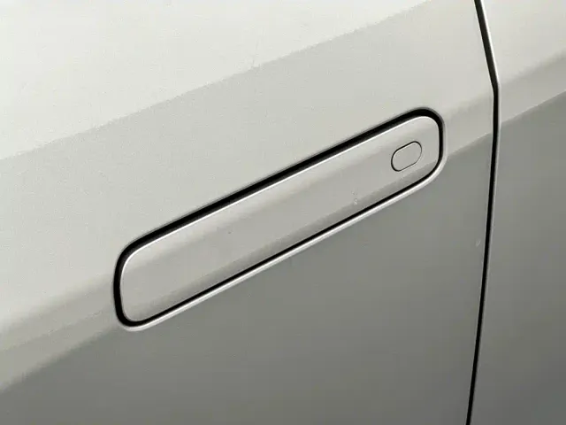 Toyota bZ5 — Фото автомобиля 29