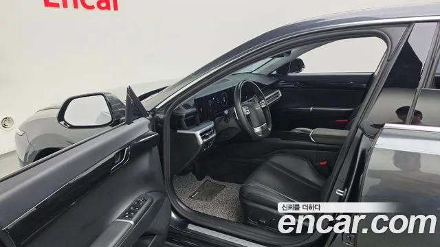 Hyundai Grandeur Grandeur (GN7) 2.5 Бензин 2WD — Фото автомобиля 9