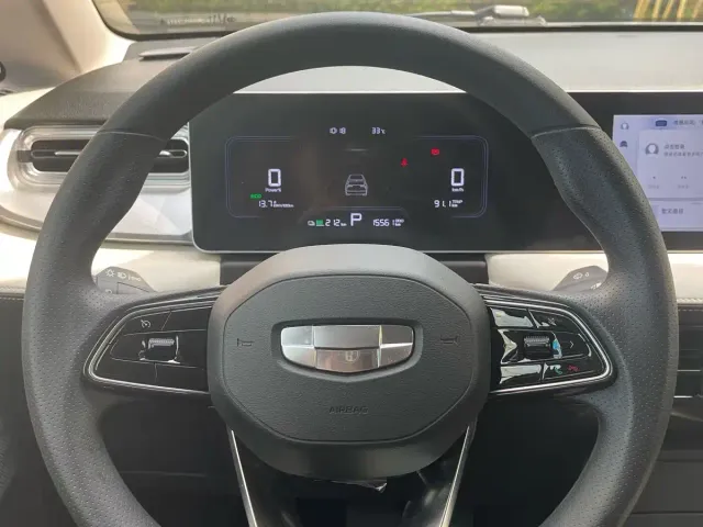 Geely Geometry E Firefly — Фото автомобиля 4