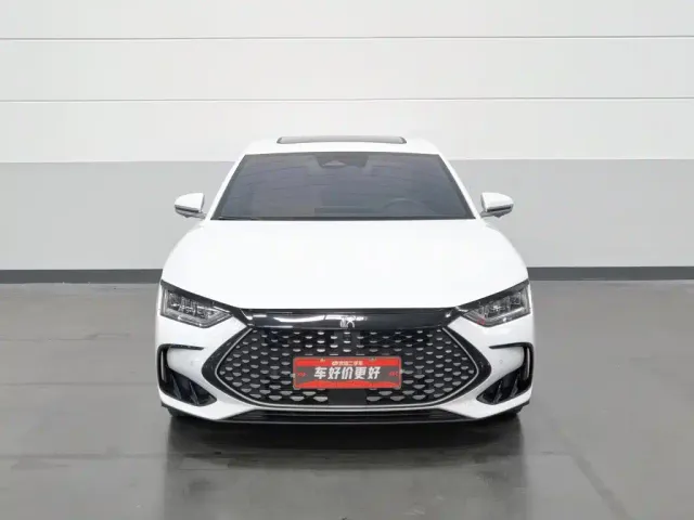 BYD Han — Фото автомобиля 3