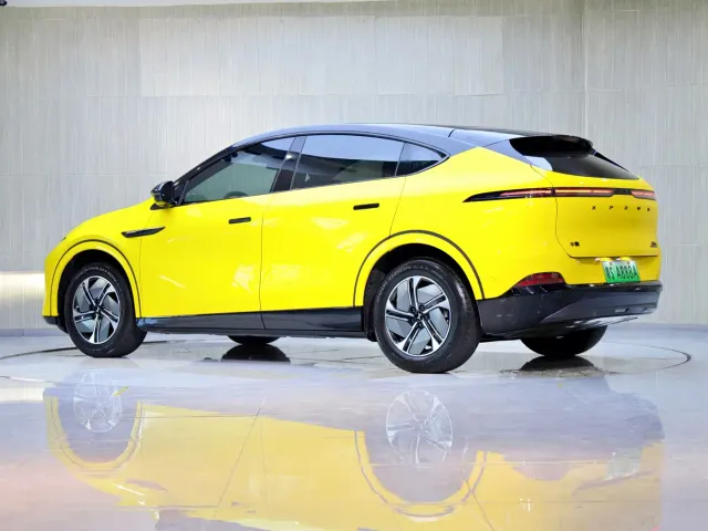 Xpeng G6 — Фото автомобиля 5