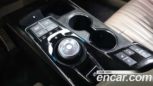 Kia K8 K8 Hybrid — Фото автомобиля 12