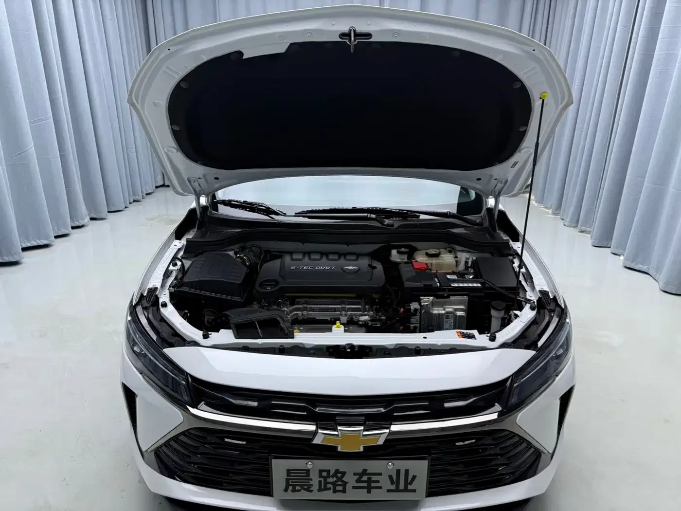 Chevrolet Monza 2024 1.5L Dual-Clutch Delight Edition — Фото автомобиля 7