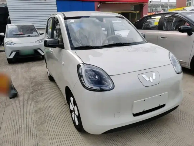 Wuling Hongguang Mini EV — Фото автомобиля 3