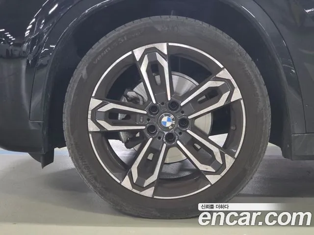BMW X1 U11 — Фото автомобиля 5