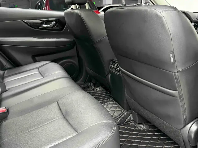 Nissan X-Trail — Фото автомобиля 14