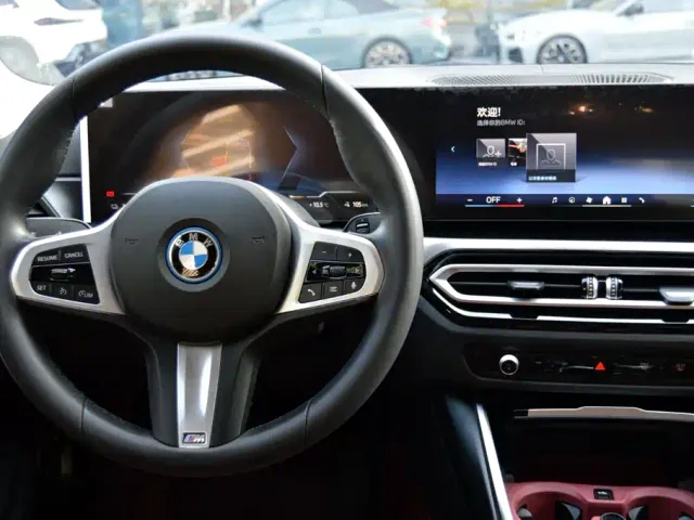 BMW i3 — Фото автомобиля 9
