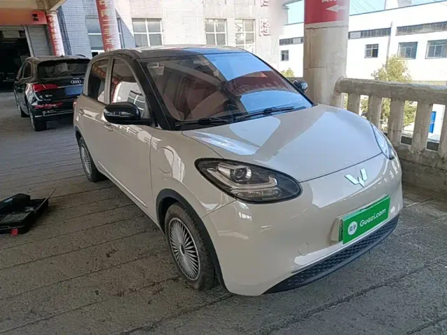 Wuling Bingo — Фото автомобиля 3