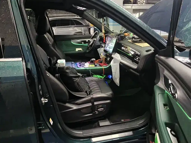 GAC Trumpchi GS8 — Фото автомобиля 13