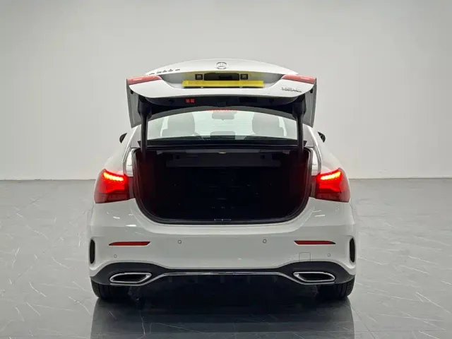Mercedes-Benz A-Class — Фото автомобиля 10