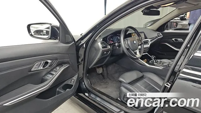 BMW 3-Series 3 серия (G20) 320i Luxury — Фото автомобиля 10