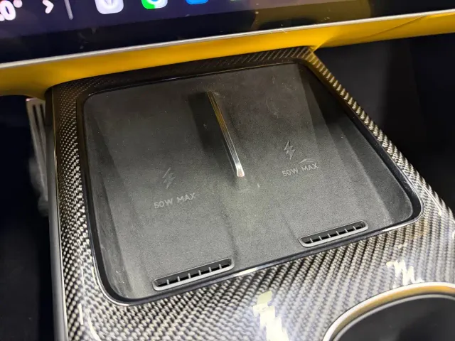Xiaomi SU7 Ultra — Фото автомобиля 21