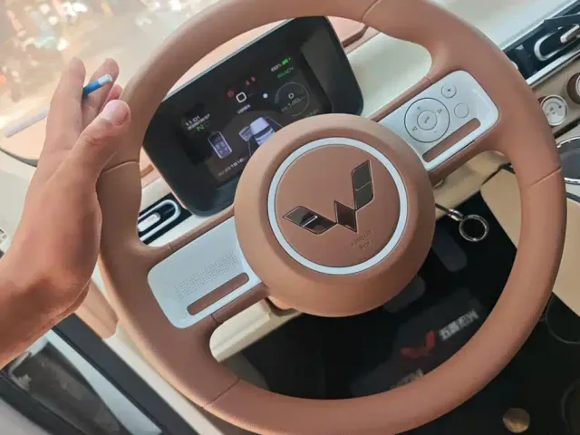 Wuling Hongguang Mini EV — Фото автомобиля 15