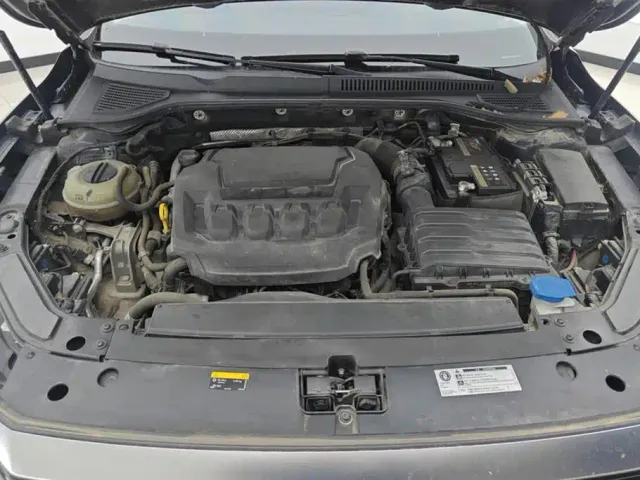 Volkswagen Passat — Фото автомобиля 10