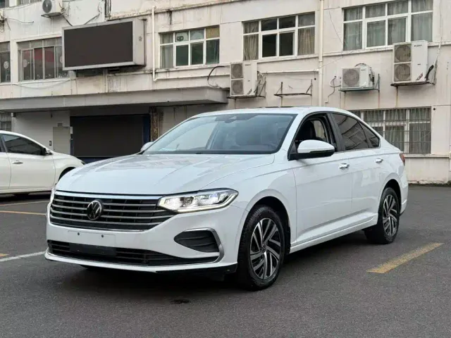 Фотография автомобиля — Volkswagen Lavida