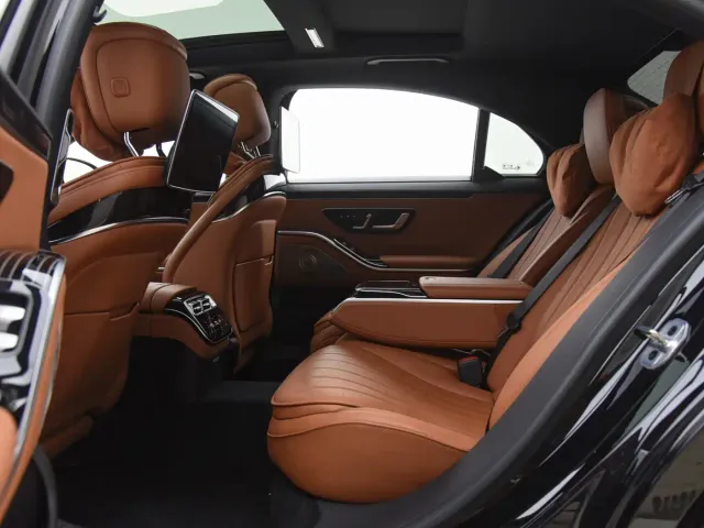 Mercedes-Benz S-Class — Фото автомобиля 14