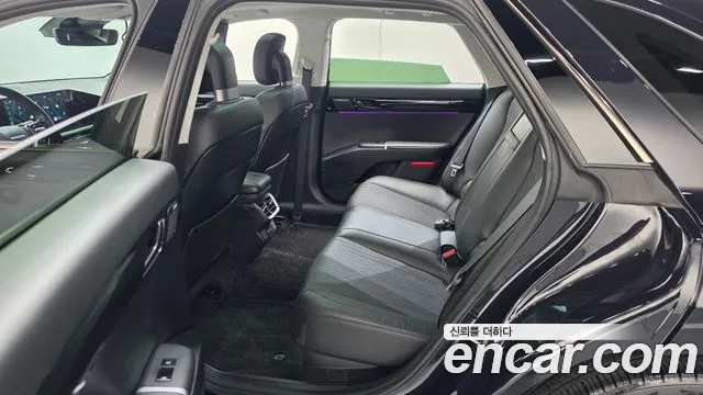 Hyundai Grandeur GN7 — Фото автомобиля 11