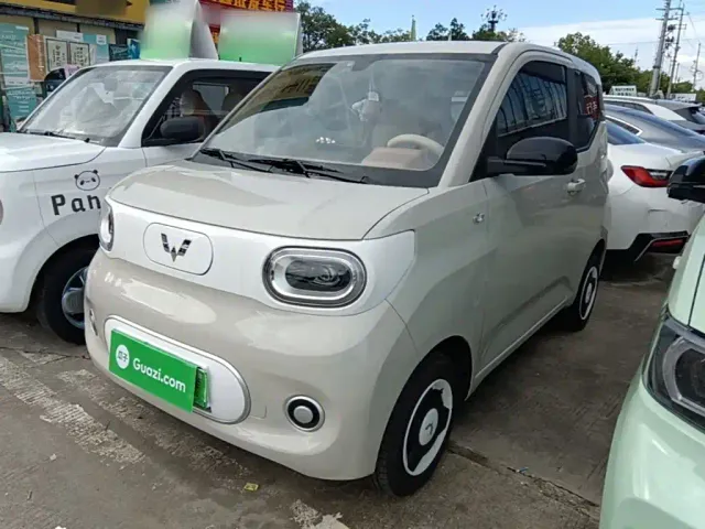 Фотография автомобиля — Wuling Hongguang Mini EV