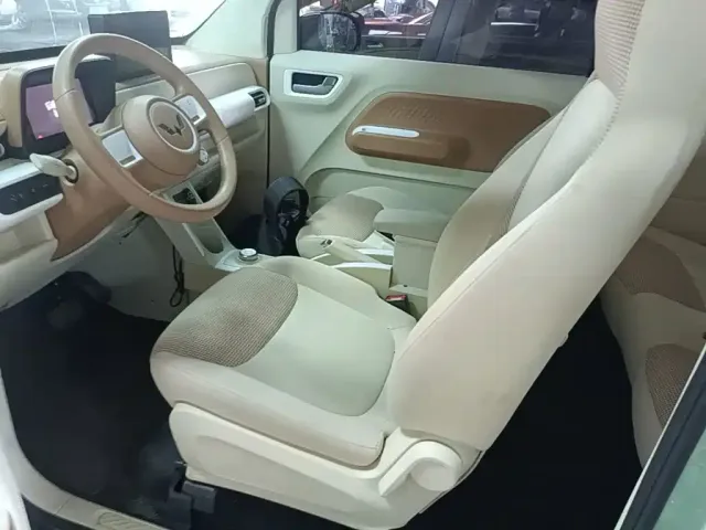 Wuling Hongguang Mini EV — Фото автомобиля 7