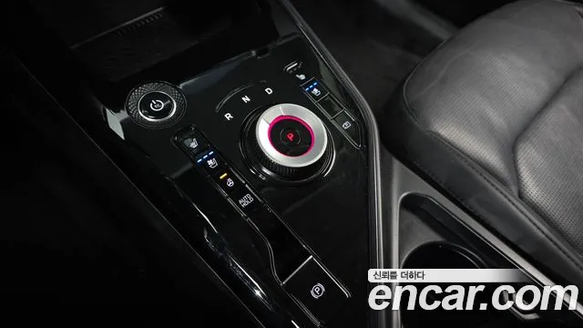 Kia Niro New — Фото автомобиля 9