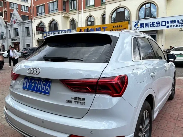 Audi Q3 — Фото автомобиля 5