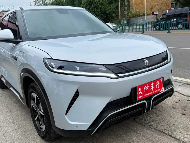BYD Yuan UP — Фото автомобиля 3