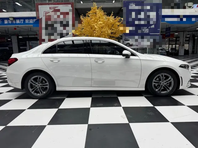 Mercedes-Benz A-Class — Фото автомобиля 8