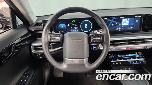 Hyundai Grandeur Grandeur (GN7) 2.5 Бензин 2WD — Фото автомобиля 13