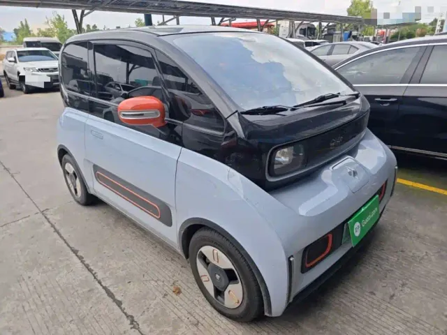 Baojun KiWi EV — Фото автомобиля 3
