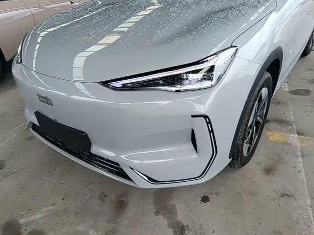 Geely Galaxy E5 — Фото автомобиля 23