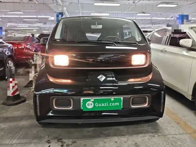 Baojun KiWi EV — Фото автомобиля 2