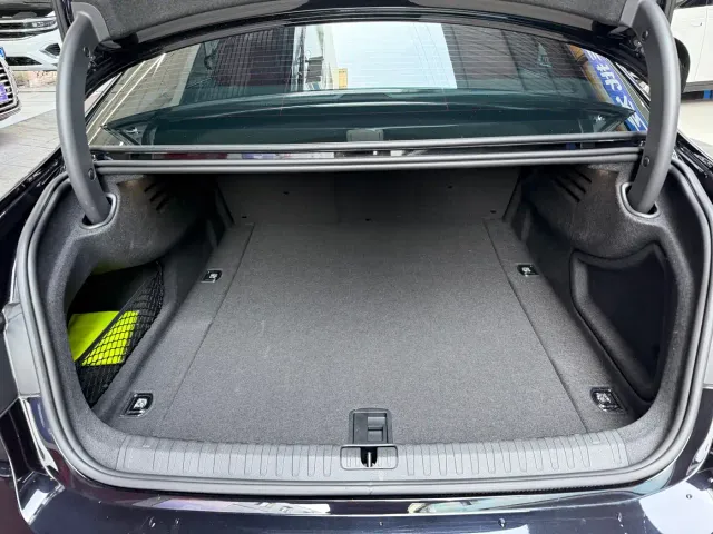 Audi A7L — Фото автомобиля 19