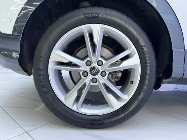 Audi Q3 — Фото автомобиля 20
