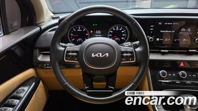 Kia Canival Carnival 4 поколение Дизель 11 мест Prestige — Фото автомобиля 4