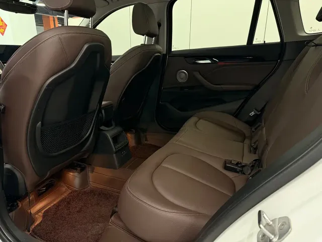 BMW X1 — Фото автомобиля 8