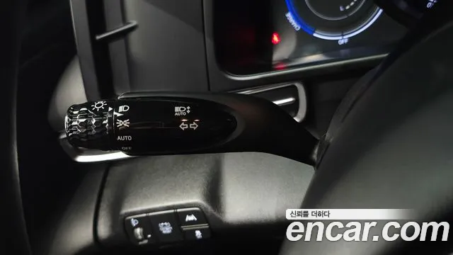 Hyundai AVANTE Smart — Фото автомобиля 13