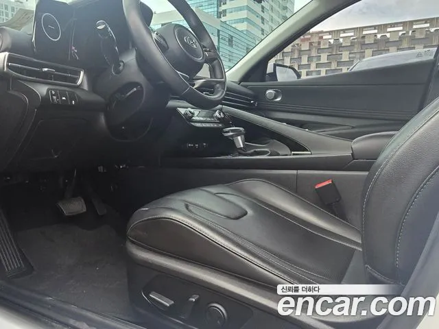 Hyundai AVANTE Avante (CN7) — Фото автомобиля 6