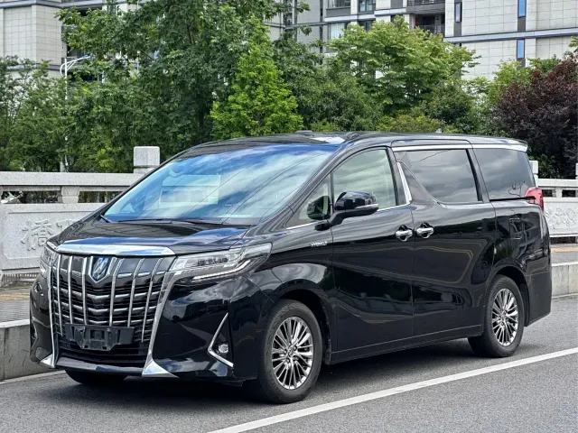 Фотография автомобиля — Toyota Alphard