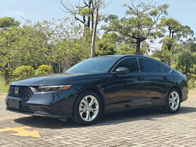 Фотография автомобиля — Honda Accord