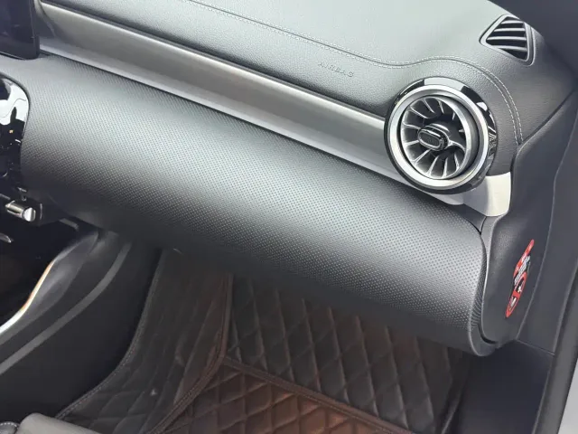 Mercedes-Benz CLA-Class AMG — Фото автомобиля 21