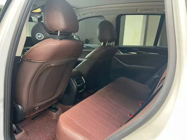 BMW X3 — Фото автомобиля 6